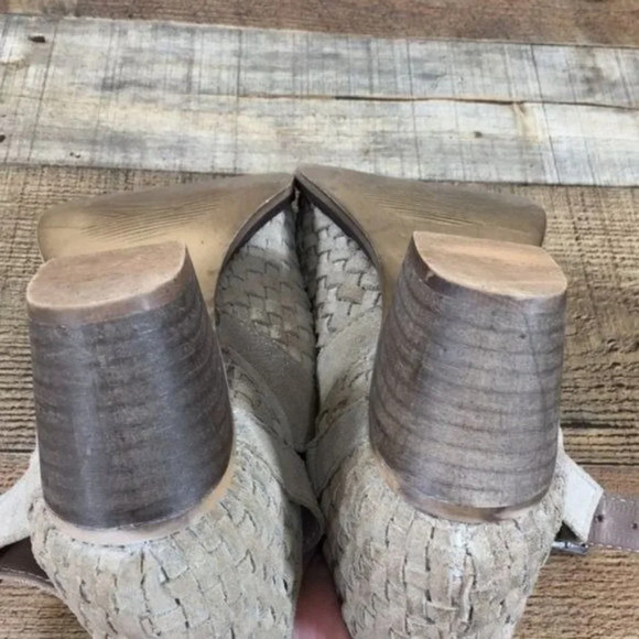 Rebel Gates Tan Leather Woven Weave Ankle Bootie Womens 8.5 Buckle Heeled Boots - Picture 12 of 12